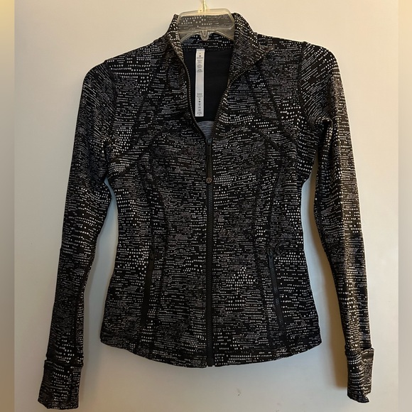Lululemon Define Jacket in black and white print - Picture 1 of 7